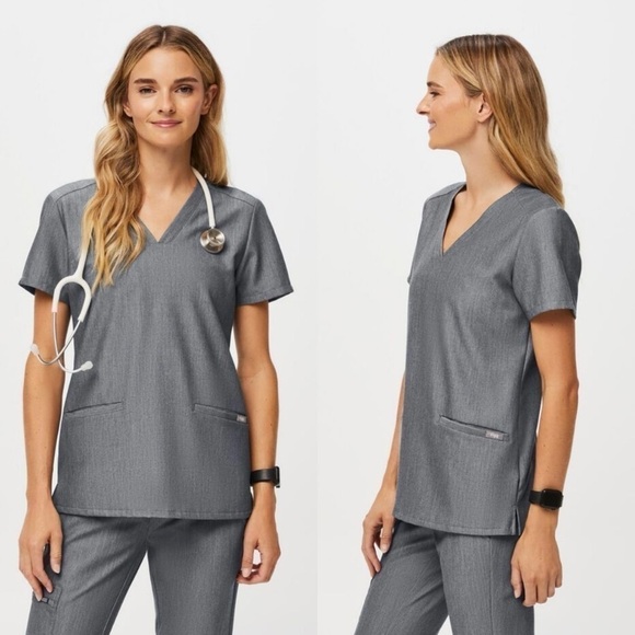 Figs Casma Three-Pocket Scrub Top | Size S - Picture 1 of 10